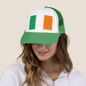 Pet met Ierse vlag (In situ)