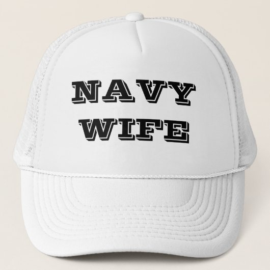Pet Navy Wife (Voorkant)