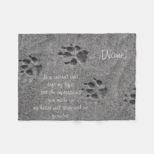Pet Paws in Cement - Altijd daar Fleece Deken (Voorkant (Horizontaal))