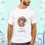 Pet Photo Dog Birthday - persoonlijk T-shirt<br><div class="desc">Puppy Pawty. Voeg de afsluitende aanraking toe aan uw puppy of uw verjaardag met deze elegante gouden, op maat gemaakte huisfoto's en glitter sterren feestelijke shirten. Voeg de favoriete foto van je pop toe en personaliseer je met naam, verjaardag! Zie Puppy Dog het verjaardagscollectie voor de passende verjaardagsuitnodigingen, partijdecor, gunsten,...</div>