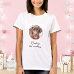 Pet Photo Personalized Dog Birthday T-shirt<br><div class="desc">Puppy Pawty. Voeg de afsluitende aanraking toe aan uw puppy of uw verjaardag met deze leuke shirten van het huisfotofeest. Voeg de favoriete foto van je pop toe en personaliseer je met naam, verjaardag! Zie Puppy Dog het verjaardagscollectie voor de passende verjaardagsuitnodigingen, partijdecor, gunsten, en giften. COPYRIGHT © 2020 Judy...</div>