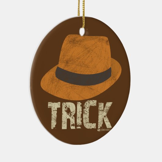 PET TRICK SOCCER CHRISTMAS ORNAMENT (Rechts)