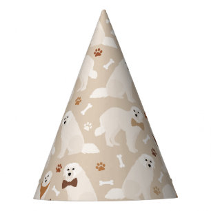 Pet van de Grote Pyreneeën en Botten Feesthoedjes