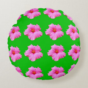 Petal Serenity: Pink Hibiscus op een groen doek Rond Kussen