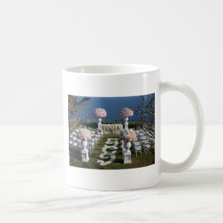 Petal-Wedding-Aisle-Runners-20 Koffiemok