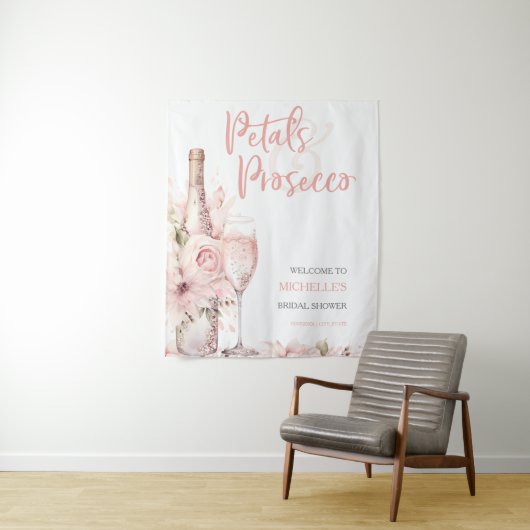 Petals en Prosecco Blush Pink Floral Vrijgezellenf Wandkleed (In situ)