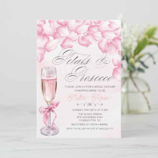 Petals en Prosecco Bridal Shower Uitnodiging (Staand voorkant)