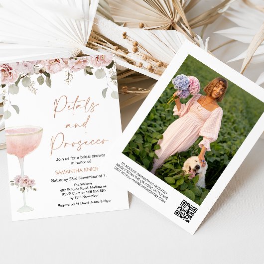 Petals Prosecco Blush Bloemen QR Code Vrijgezellen Kaart
