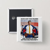 PETE HEGSETH "VERNIETIGD" KNOP VIERKANTE BUTTON 5,1 CM (Voorkant /achterkant)
