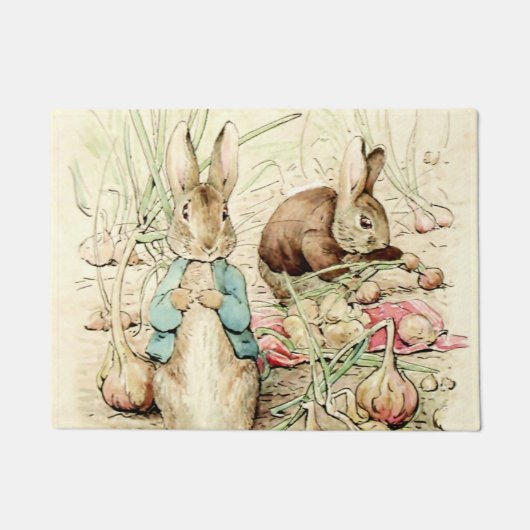 Peter & Benjamin Gather Onions by Beatrix Potter Deurmat (Voorkant)