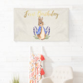 Peter de Konijn beige linnen 1e verjaardag Spandoek (Insitu)