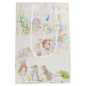 Peter het Konijn 1e verjaardag beige neutraal Medium Cadeauzakje (Achterkant)