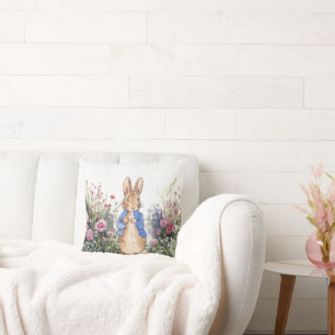 Peter het Konijn in zijn tuin nr. 2 Kussen