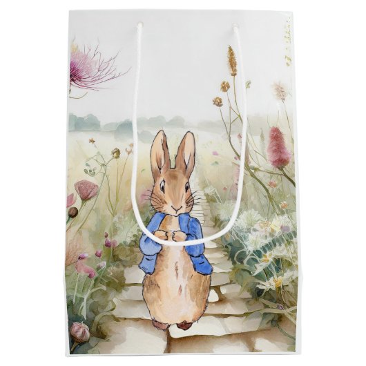 Peter het Konijn met veld van wilde bloemen Medium Cadeauzakje (Achterkant)