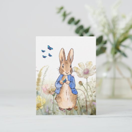 Peter het konijn wilde bloemen en blauwe vlinders briefkaart (Staand voorkant)