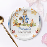 Peter konijn herfst baby shower servies papieren bordje<br><div class="desc">Peter rabbit herfst baby shower servies gepersonaliseerde papieren party borden,  een schattige waterverf konijntje met een blauw jasje met eikels mand eikenbomen gele bladeren,  mooie tafel decor voor uw baby shower.</div>