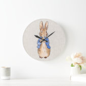 Peter met Beige Linen Achtergrond Grote Klok (Huis)