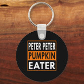 Peter Pumpkin Eater Kostuum voor Koppels - Bijpass Sleutelhanger (Voorkant)