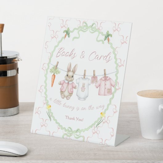 Peter Rabbit Clothesline Baby Shower Books Cards Reclamebord Met Voetstuk (Insitu)