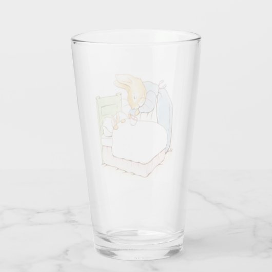 Peter Rabbit in Bed (Fed by his Moeder) Glas (Achterkant)
