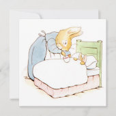 Peter Rabbit in Bed (Fed by his Moeder) Kaart (Voorkant)