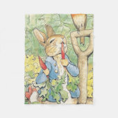 Peter Rabbit in the Garden - Beatrix Potter Fleece Deken (Voorkant)