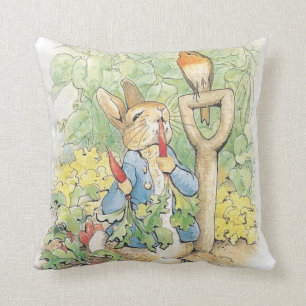 Peter Rabbit in the Garden - Beatrix Potter Kussen