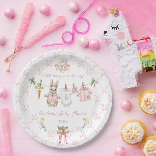 Peter the Rabbit Girl Clothesline Baby Shower  Papieren Bordje (Feest)