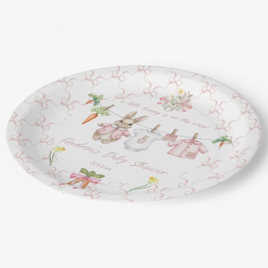 Peter the Rabbit Girl Clothesline Baby Shower  Papieren Bordje (Gekanteld)