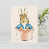 Peter the Rabbit Sitting in Plant Pot Bedankkaart (Staand voorkant)