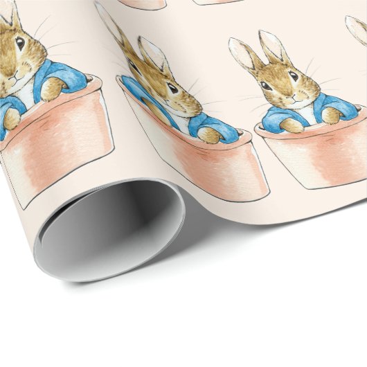 Peter the Rabbit Sitting in Plant Pot Cadeaupapier (Rol Hoek)