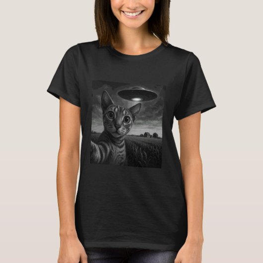 Peterbald kat selfie met UFO T-shirt (Voorkant)