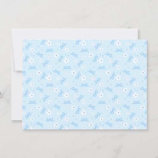 Petit Blue Whimsical Bows Daisy Monogram Notecard Bedankkaart (Achterkant)