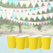 Petite Hearts over cups van donkergeel papier Papieren Bekers
