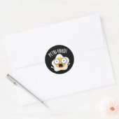 Petri-fried Grappig Gebakken Ei Pun Donker BG Ronde Sticker (Envelop)