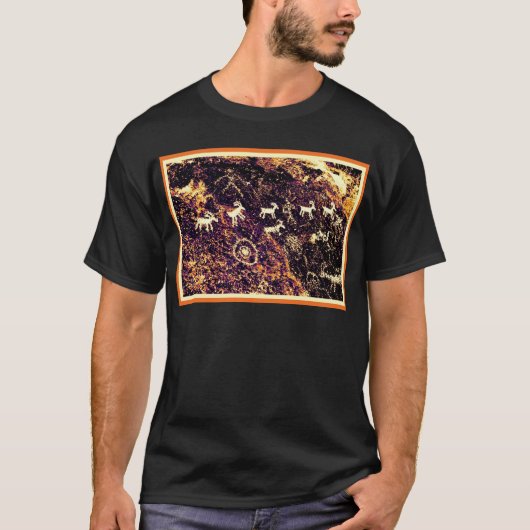 PETROGLYPHS NEVADA DESERT AMERICAN SOUTHWEST T-SHIRT (Voorkant)