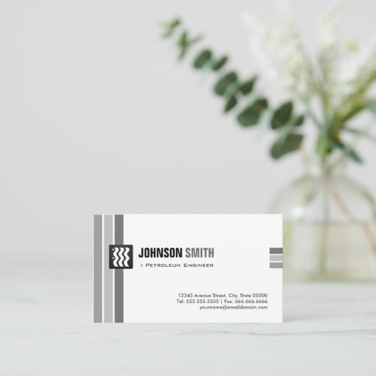 Petroleum Engineer - Creative Black White Visitekaartje (Staand voorkant)