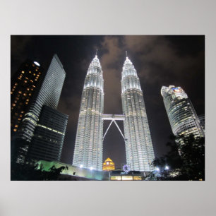 Petronas Towers bij 's nachts afdrukken Poster