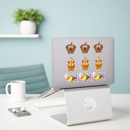 Pets Dog, Cat, Goldfish Pet Cartoon Sticker (Laptop op bureau)
