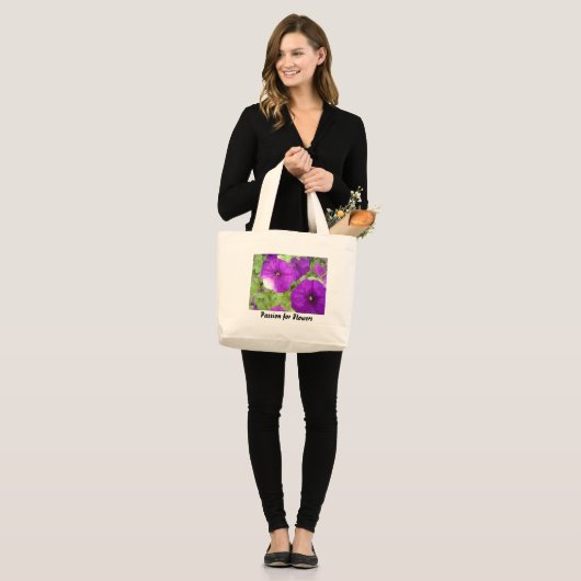 Petunia - tebag grote tote bag (Voorkant (model))