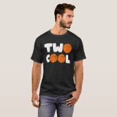 Peuter Twee Cool 2e Verjaardag Basketbal Thema 2 Y T-shirt (Voorkant volledig)