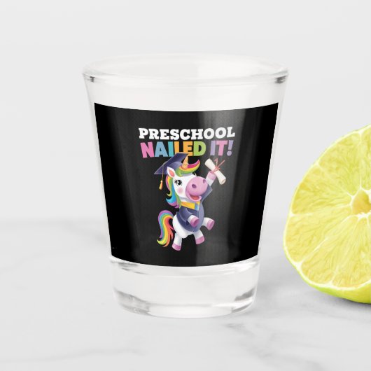 Peuterschool Nailed It Unicorn Afstudeerdop Shot Glas (Voorkant)