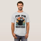 Pew Pew Madafakas Funny Black Cat T-shirt (Voorkant volledig)