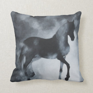 "Phantom"-paard in mist.Pillow Kussen