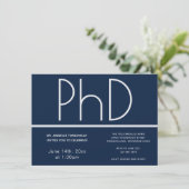 PhD graad Blauwe Witte Graduation Partij Uitnodigi Kaart (Staand voorkant)