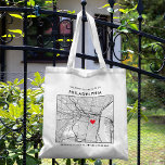 Philadelphia Love Locator | Stadsplattegrond Welko Tote Bag<br><div class="desc">Een leuke canvas tas voor een bruiloft of een andere gelegenheid die plaatsvindt in de prachtige stad Baltimore, Maryland. Dit tas beschikt over een overhead kaart van het centrum van de stad in een zwart omzoomde boxteler. Op de top zit een korte welkomstgroet en de naam van de stad. Aan...</div>