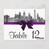 Philadelphia Skyline Etch BW Paars Table Number Briefkaart (Achterkant)
