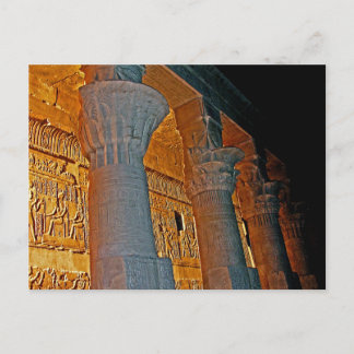 Philae Temple Hieroglyphs en Kolommen bij nacht Briefkaart
