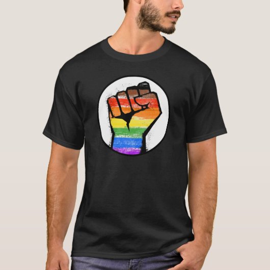 Philly Rainbow Pride Waving Flag T-Shirt (Voorkant)