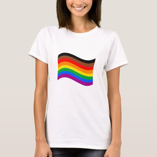 Philly Rainbow Pride Waving Flag T-shirt (Voorkant)